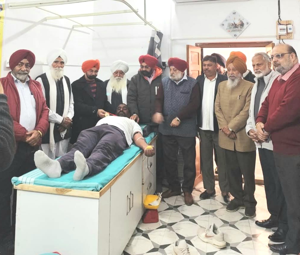 Blood donation is the true tribute to Sahibzadas - Sethi